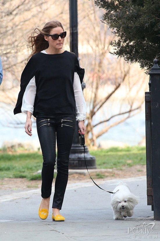 怎么搭配衣服不出错 6497732_1200x1000_0.jpg