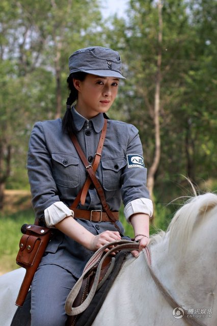 《裂变》22日登山东 华妃蒋欣变身野蛮女友