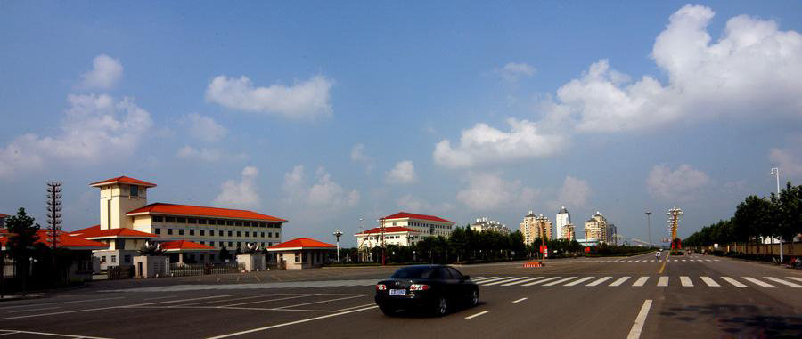 高清:河南许昌区办公楼规模超过市政府