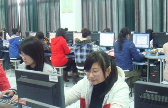 我是一名中专毕业生, 有中专证现在能上大专吗