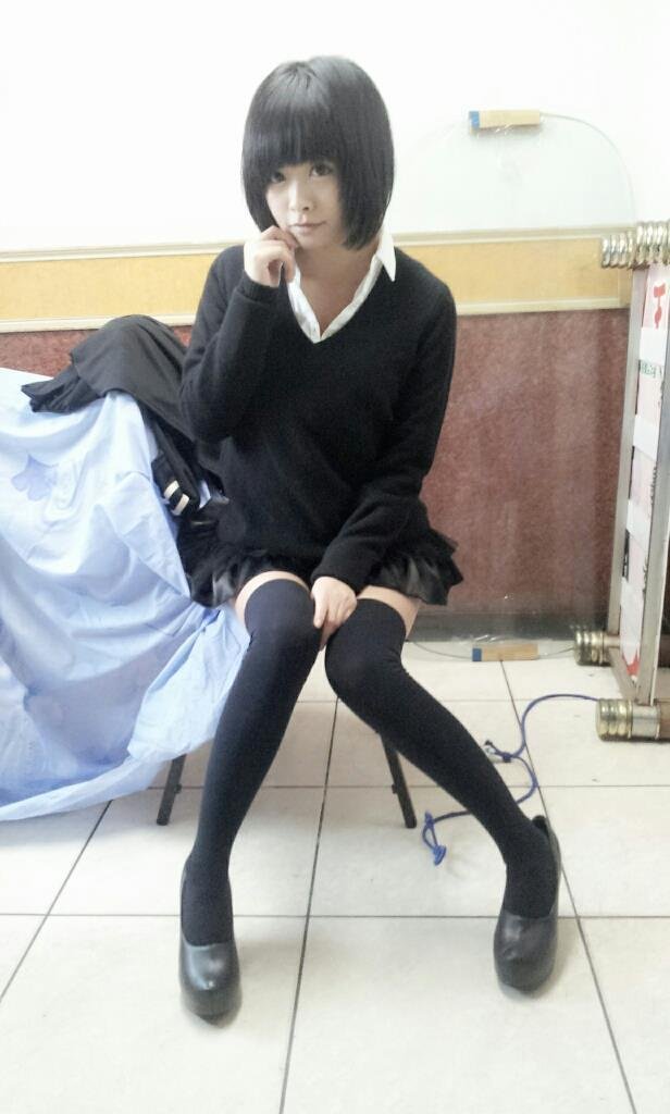 丧心病狂!性感台<em>妹找</em>宅男要四角裤cos变态超人