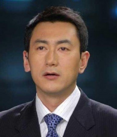 何炅老婆_何炅月收入多少