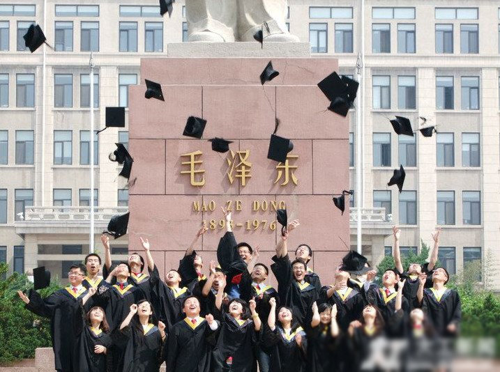 大连理工大学创意毕业照-桥市热点资讯-手机大石桥在线