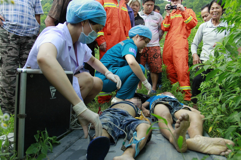 组图:湖南娄底两名小学生游泳溺亡