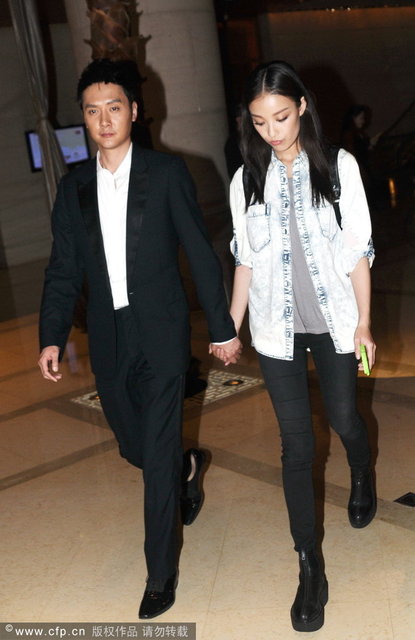 冯绍峰献吻女友倪妮_冯绍峰女友倪妮,冯绍峰女