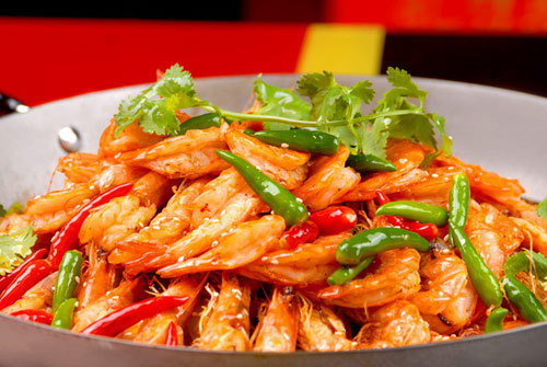 华西村人均收入_干锅居人均(3)