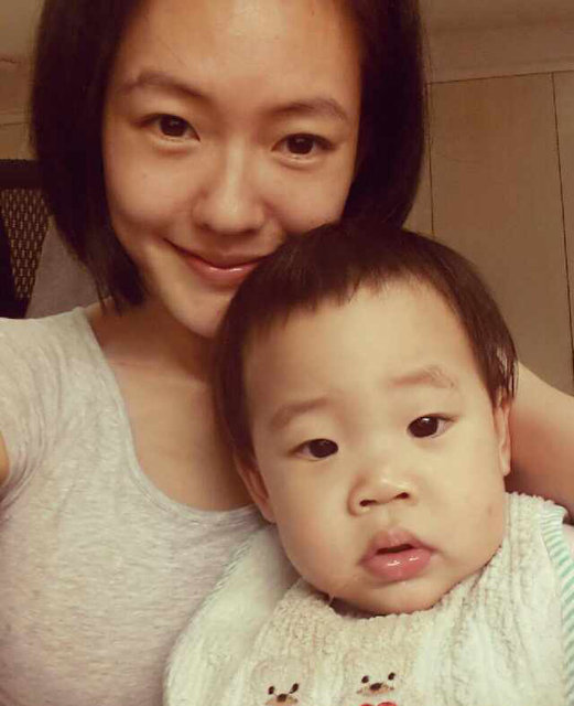 小S晒家庭合照 小女儿撞脸<em>hold住姐</em>|八卦娱乐 