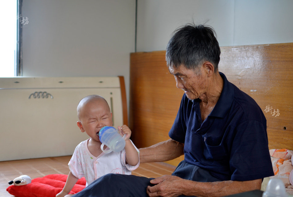 一个感人的故事、令人心痛的故事