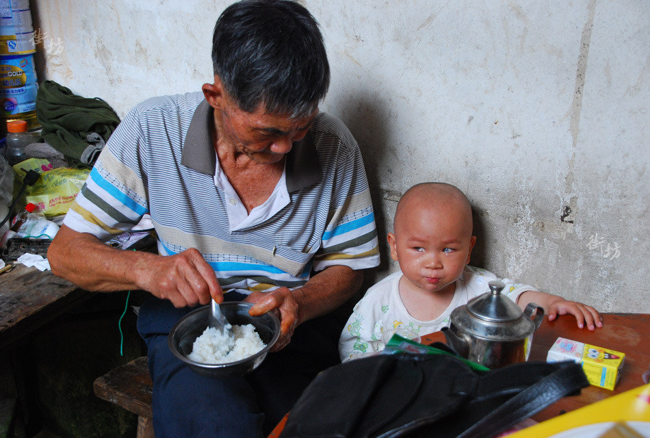 一个感人的故事、令人心痛的故事