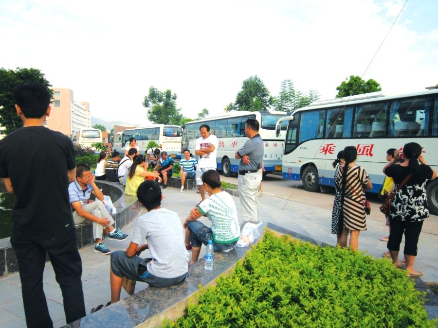 雅安地震_雅安人均650万