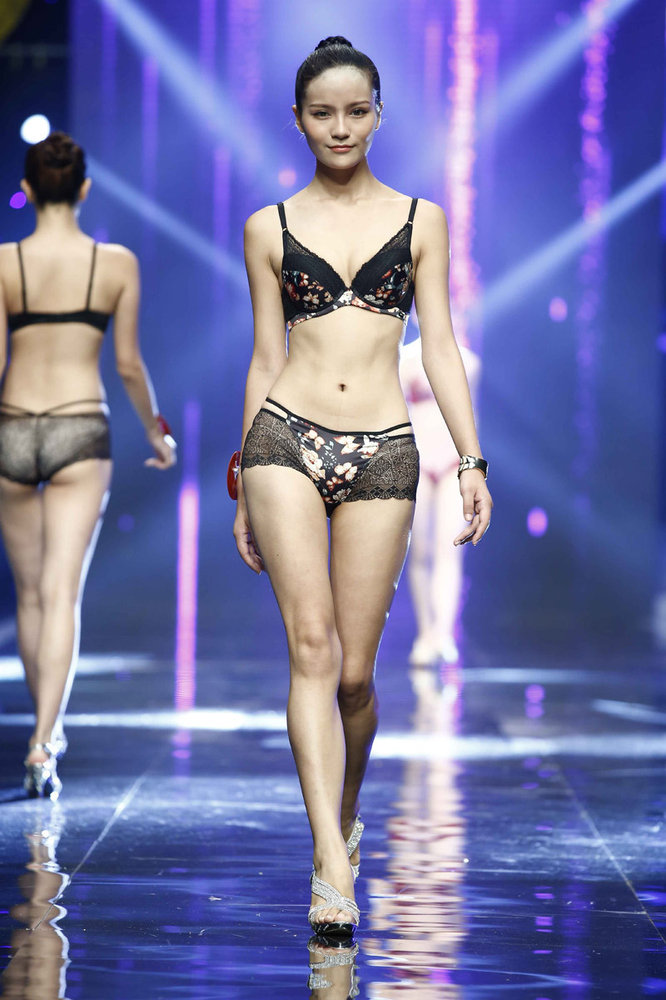 时尚内衣模特赛 7314038_1200x1000_0.jpg