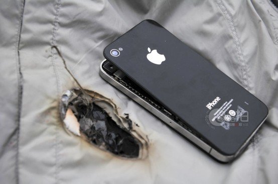 株洲一市民iphone放枕边充电发生爆炸