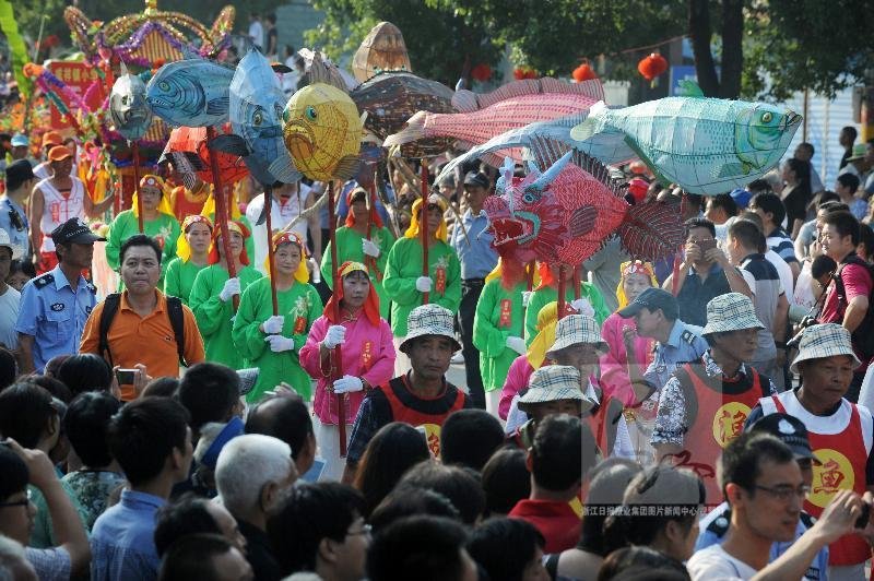 鄞州乡镇人口_...鄞州区咸祥镇锣鼓喧天,热闹非凡,来自该镇17个村和附近乡镇的