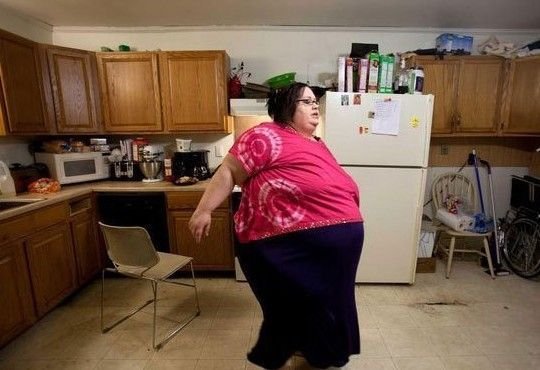 半吨肥妈生活纪实:最胖母亲体重达540斤