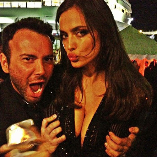 <em>c罗女友</em>遭袭胸+暧昧文字示爱经纪人(图)---齐