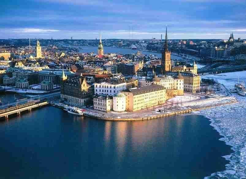 新加坡国立大学_新加坡人均住房(3)