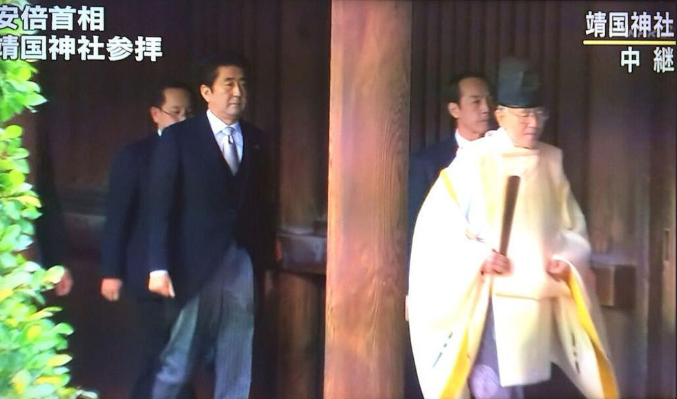 高清:安倍晋三执政1周年之际参拜靖国神社