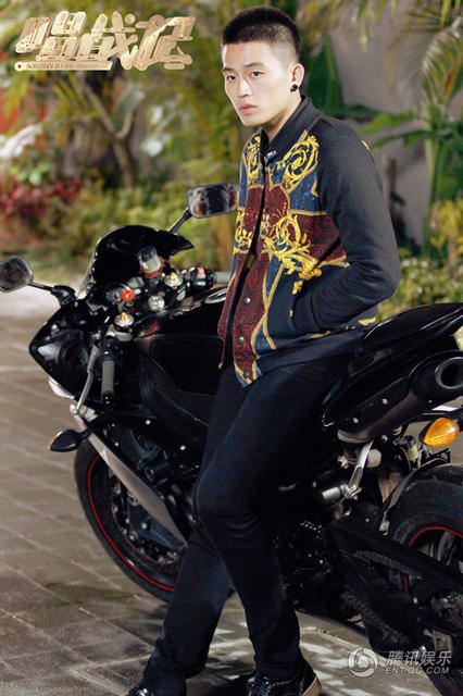 《唱战记》曝人物剧照 秦岚遭谢彬彬深情表白