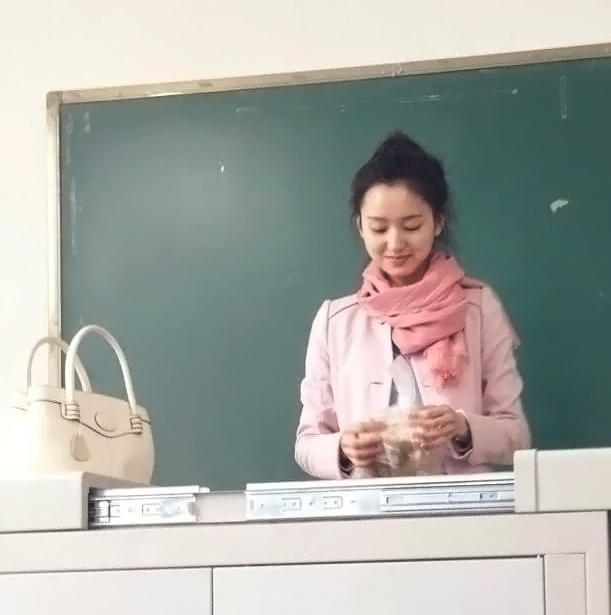 那些年 我们"追过"的美女老师们