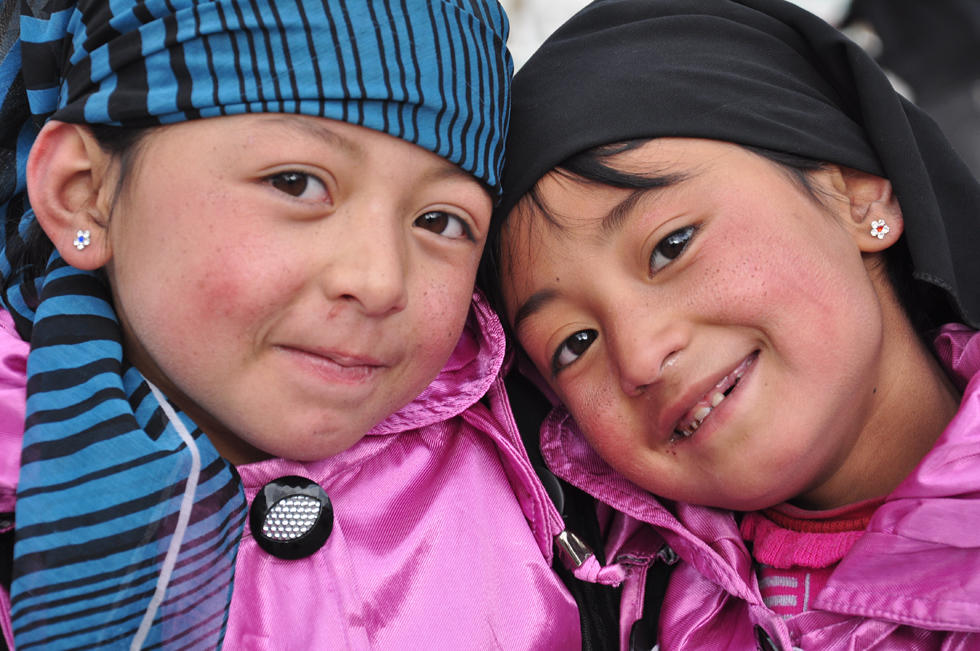 新疆摄影展:塔吉克孩子们纯真的笑脸