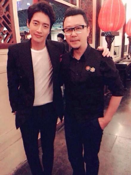 组图:张亮办豪华生日派对 星爸重聚朴海镇祝寿 - 娱乐图片滚动新闻 - 21CN.COM