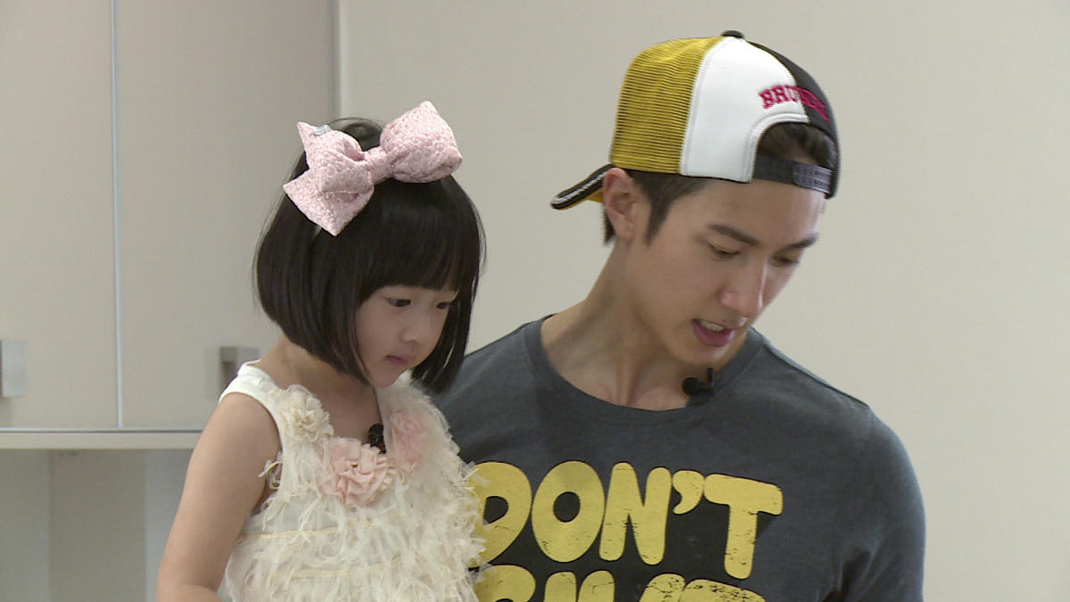 《爸爸回来了》甜心亮相贾乃亮见面会引轰动-贾乃亮,见面会,工作人员-丽水频道