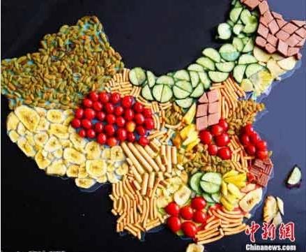 大学生制作美食版中国"地图" 创意十足