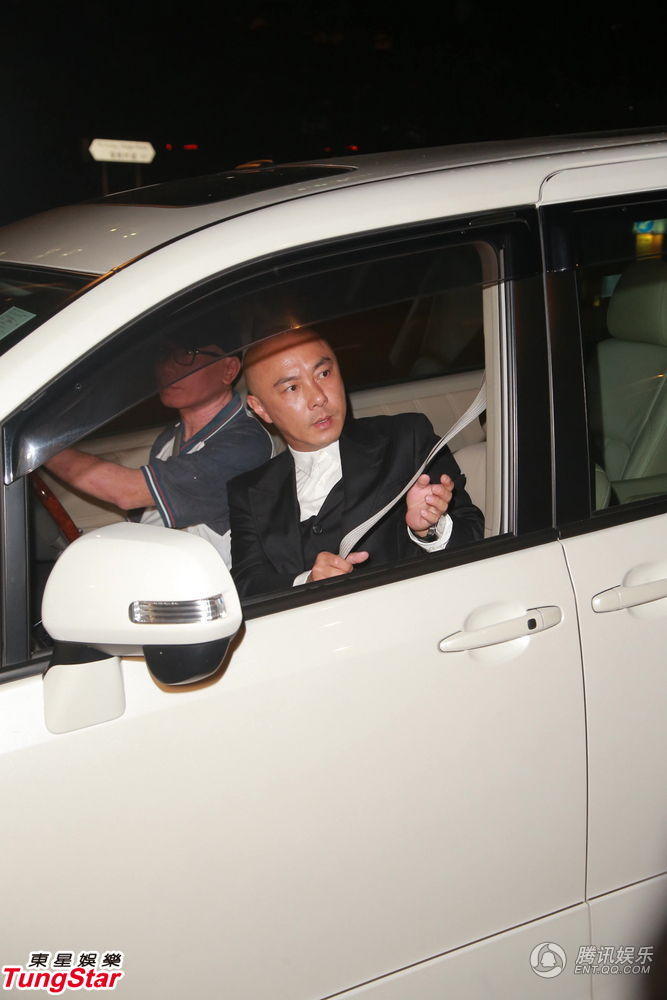 郑秀文陪许志安送别七哥 张卫健梁汉文前来拜