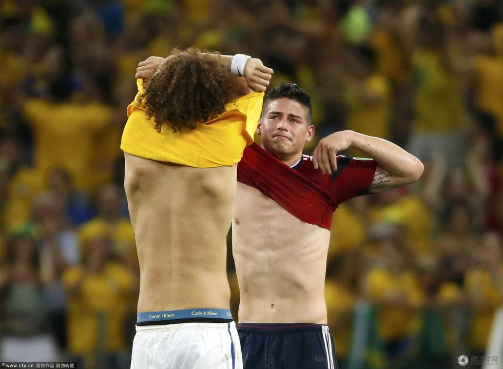 世界杯高清组图:巴西2-1哥伦比亚 五星巴西双后卫鬼魅破门j罗绝望落泪