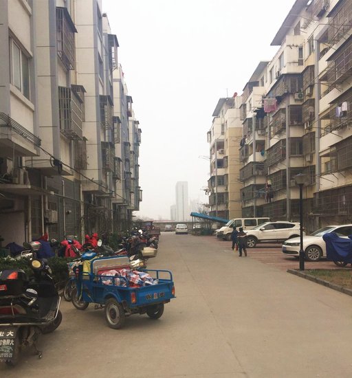 买房也得考虑爱车 安庆新旧小区停车冰火两重