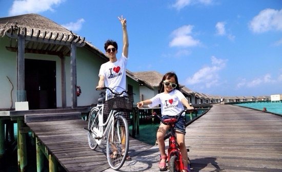 最萌年龄差中国好<em>哥哥</em> <em>帮妹妹</em>来选房_st_腾讯