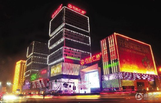 丹东万达广场:江城首个城市综合体