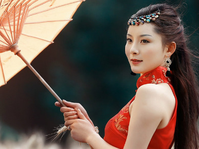 专属12星座暗恋的小动作