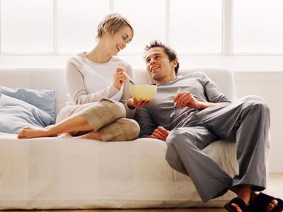 对老婆假惺惺的星男