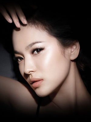 十二星座谁是拜金女 - <em>金牛座</em> - 星座论坛