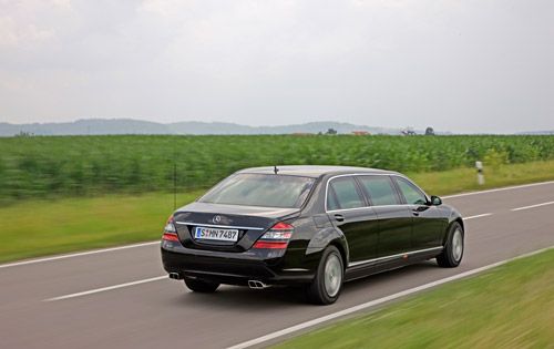 试驾2010款奔驰S600 Pullman Guard防弹车