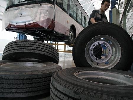 对汽车贸易保护说不 中国汽车业需硬朗
