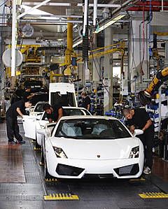 奢华制造 兰博基尼生产线大揭密_海外汽车文化