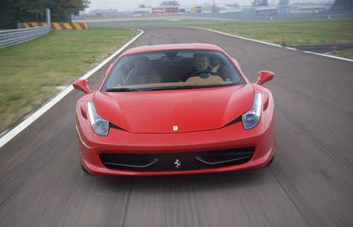 ³ɫ Լݷ 458 Italia