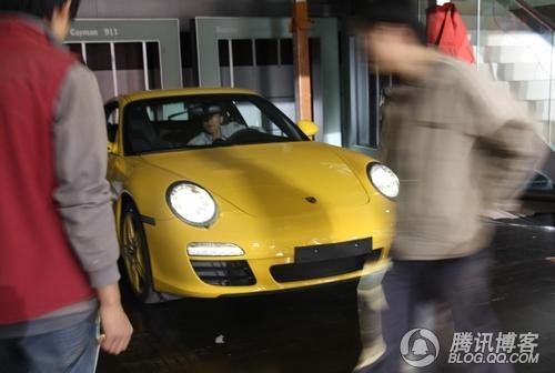 [��չ̽Ӫ]��ʱ��911 Carrera S��ǰ�ع�