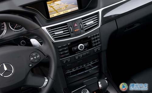 新任运动征服者 试驾2010款奔驰E63 AMG