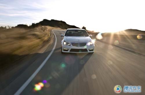 新任运动征服者 试驾2010款奔驰E63 AMG