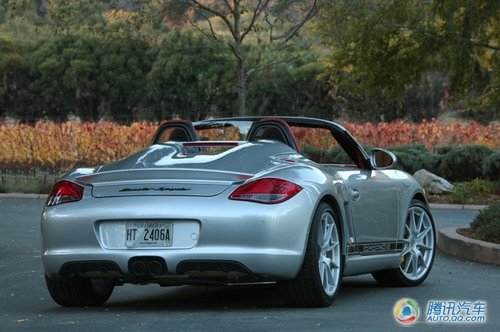 畅享海风拂面 试驾保时捷Boxster Spyder