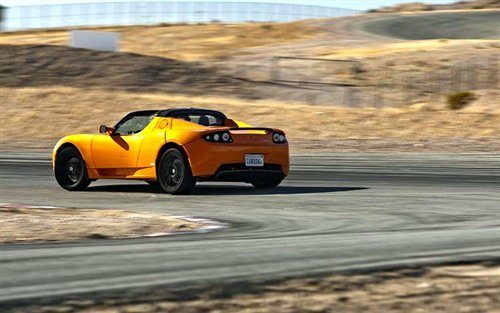 强强对话 Tesla Roadster战保时捷Boxster