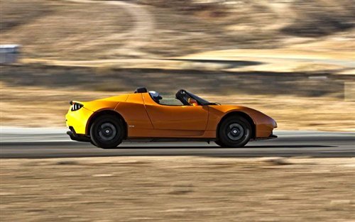 强强对话 Tesla Roadster战保时捷Boxster