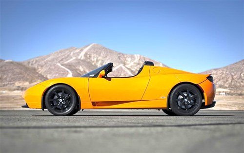 强强对话 Tesla Roadster战保时捷Boxster