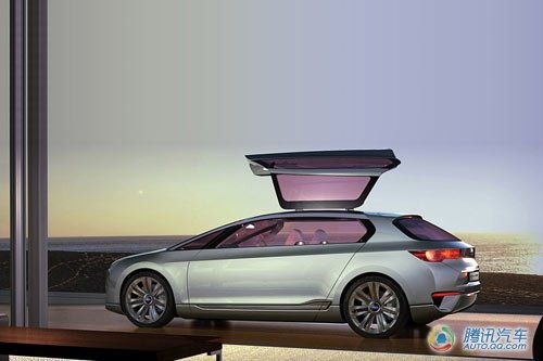 斯巴鲁Hybrid Tourer概念车北京车展亮相