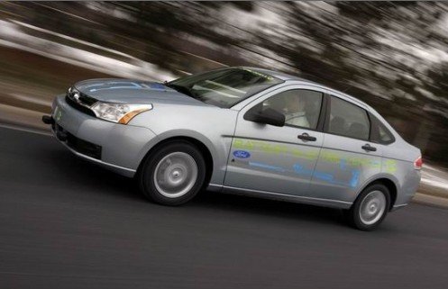 福特汽车和微软合作研发电动轿车新科技