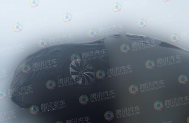 上海大众全新电动车型谍照 基于新款朗逸