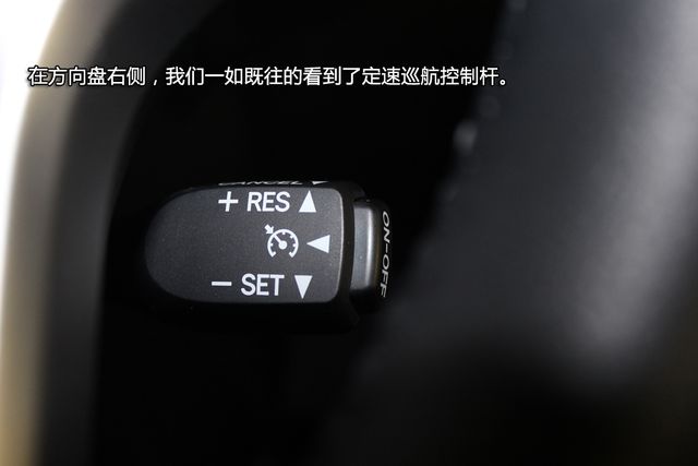 [新车实拍]新款丰田普拉多实拍 硬汉的时尚